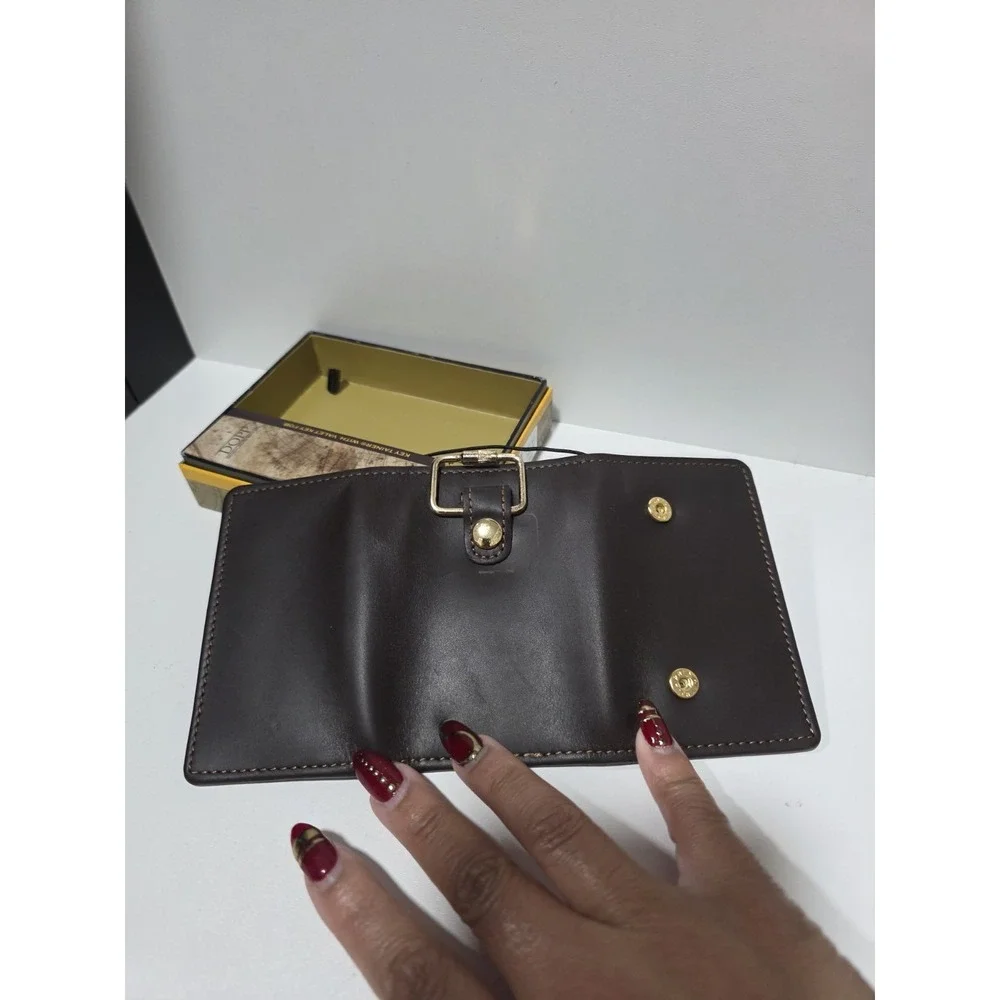 Dopp Genuine Leather Key Holder Wallet Valet Key Case Fob‎ Brown Snap Closure
